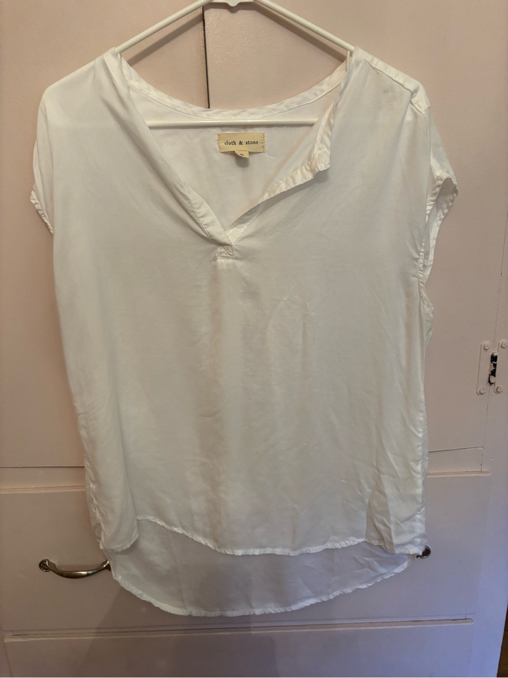 cloth & stone V-Neck Cap white Sleeve Blouse